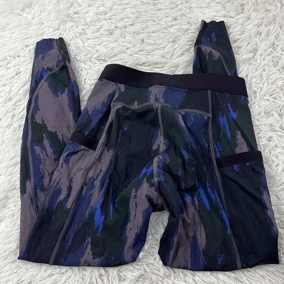 Lululemon Take The Moment Tight 25" *lululemon x Robert Geller Washed Camo Small - Picture 5 of 7